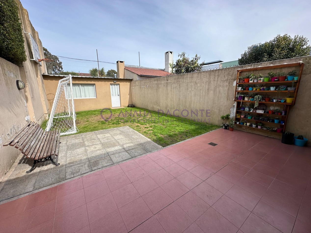 Precioso Duplex 3/4 amb. Con quincho y jardin. En lo mejor de San Jeronimo