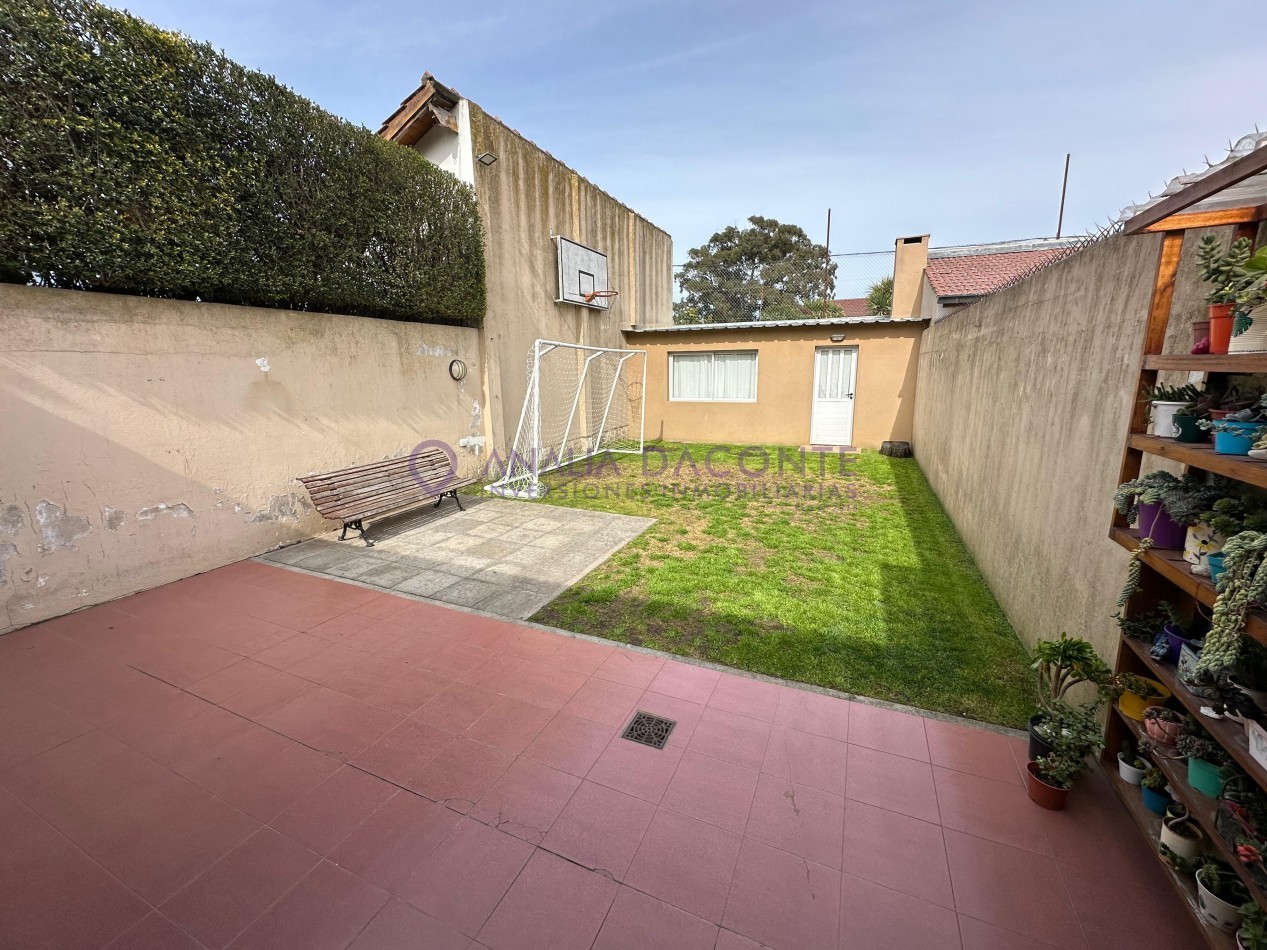 Precioso Duplex 3/4 amb. Con quincho y jardin. En lo mejor de San Jeronimo