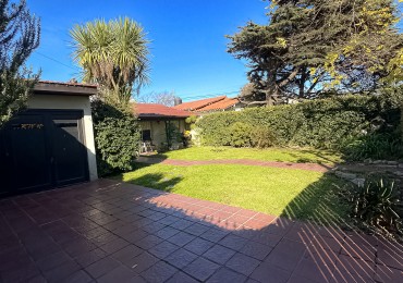 Chalet 3 amb con jardin y garage en Parque Luro 
