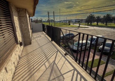 Depto 3 amb con balcon y patio Lopez de Gomara