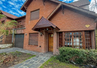 Duplex 4 amb con garage y jardin en Los Pinares
