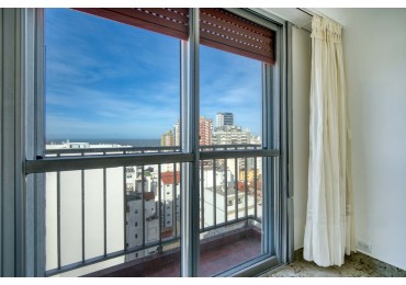 DEPARTAMENTO 2AMB  CON BALCON Y COCHERA EN LA PERLA! VISTA AL MAR