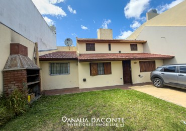 CHALET 4 AMB A RECICLAR! EN LO MEJOR DE CONSTITUCION