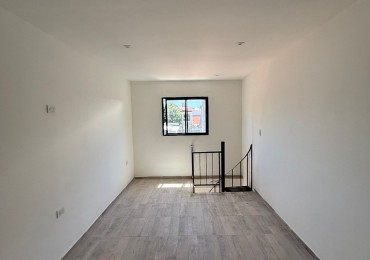 URGENCIA DE VENTA! PH 2 AMB TIPO DUPLEX A ESTRENAR CON COCHERA