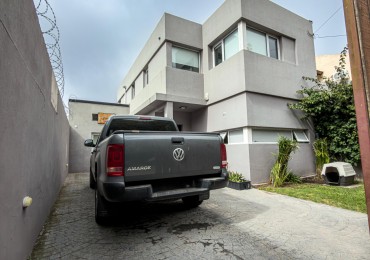 Moderno chalet 4 amb. Los Pinares