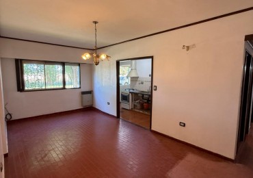 Amplio departamento 4 amb barrio Santa Rita