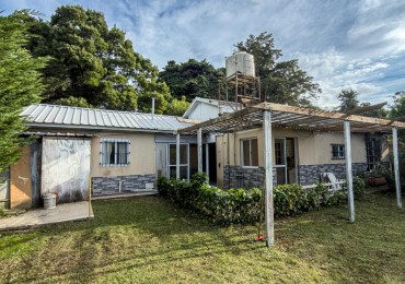 2 casas  en blocks con gran parque. Barrio El Sosiego