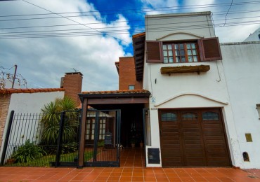 Importante chalet 5 amb con parque y garage. San Jose