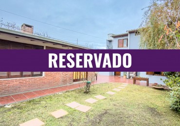 Chalet 4 amb con garage, quincho y jardin. Barrio Lopez de Gomara