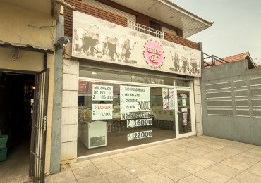 Amplio local comercial a la calle.50m2 