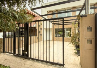 Moderno duplex 4 amb con jardin y quincho. Francia y Beruti