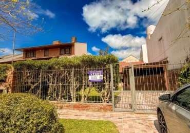Chalet 3 amb + escritorio. Lopez de Gomara 6100